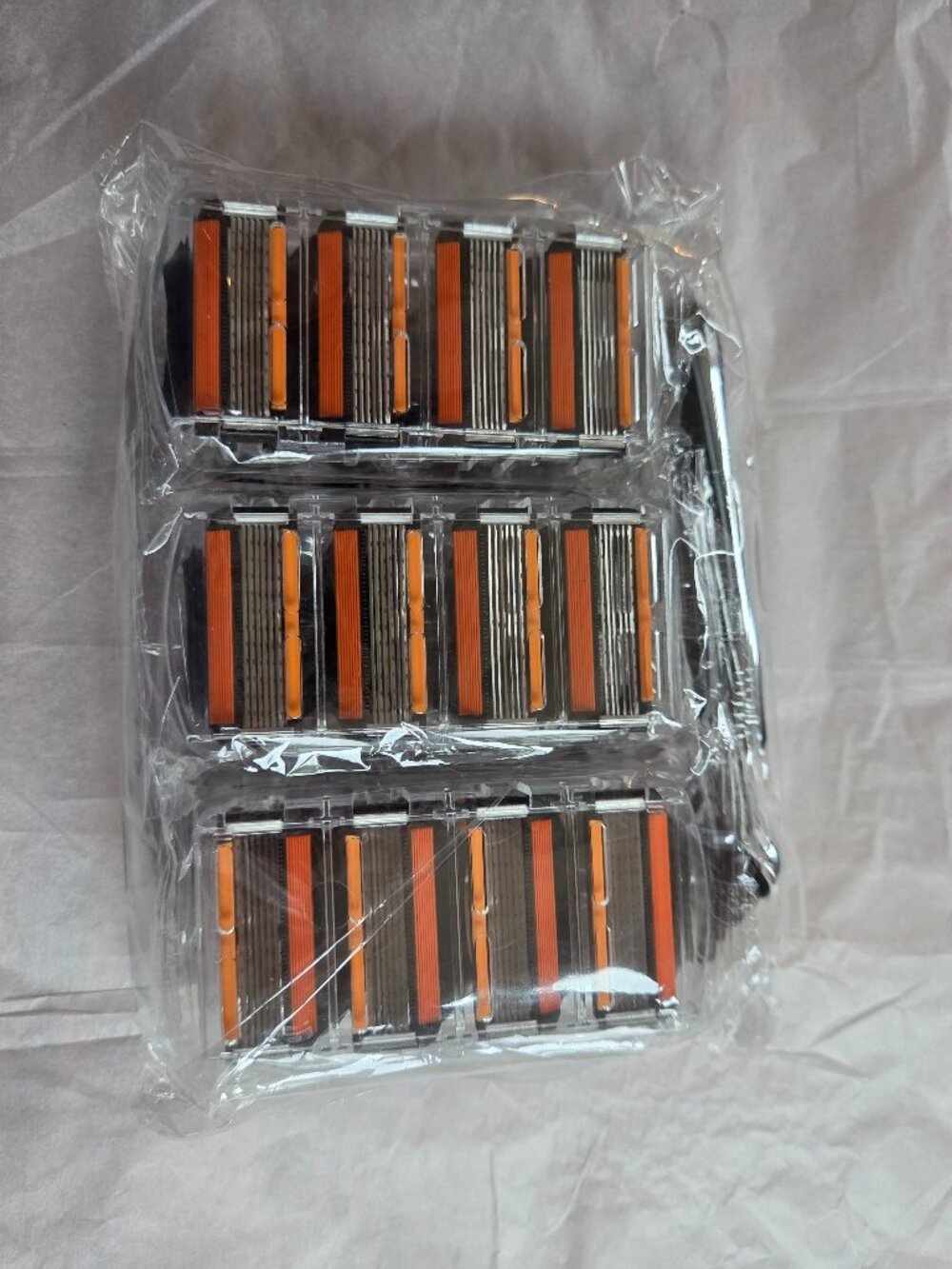 6 Blade Pivot Head Razor with 24 Replacement Razor Blades Men's Shaving Kit